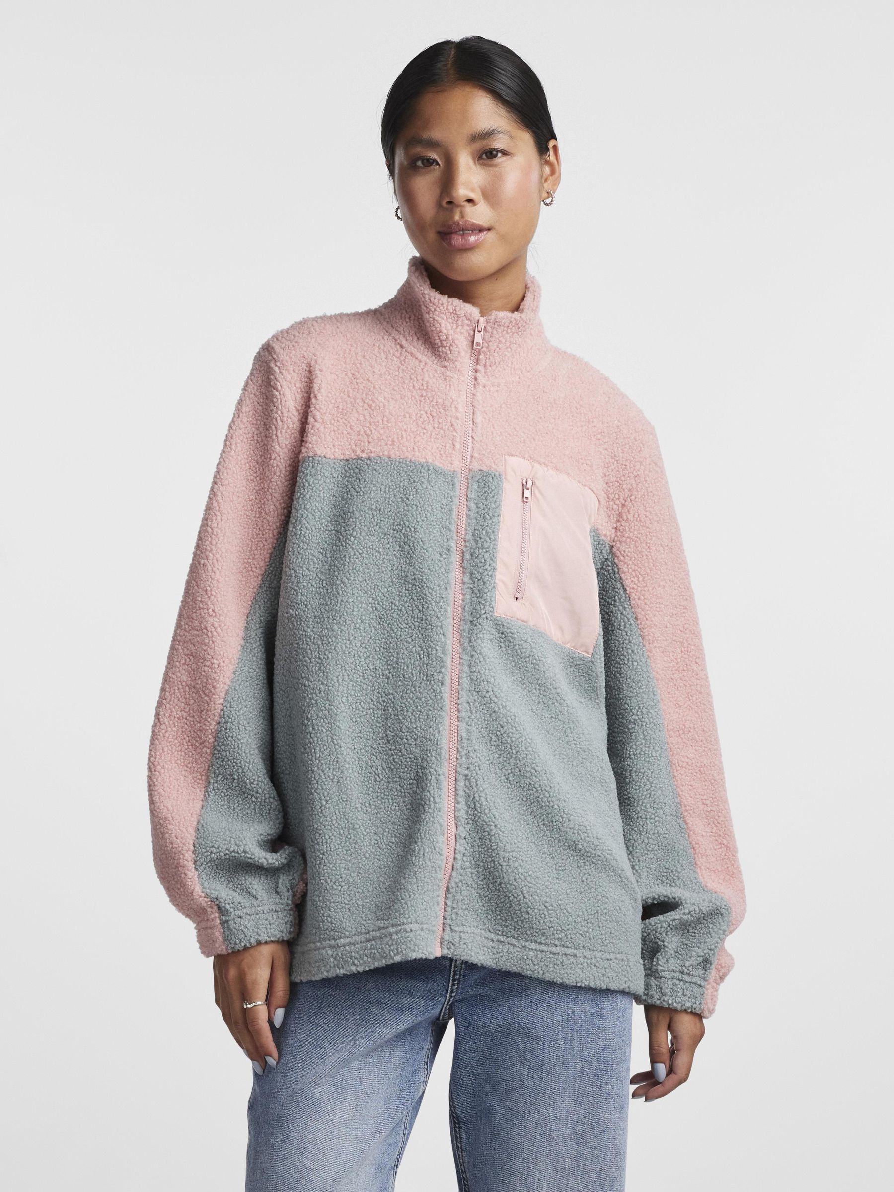PCDUFLA TEDDY JACKET from Pieces Pink The Founded