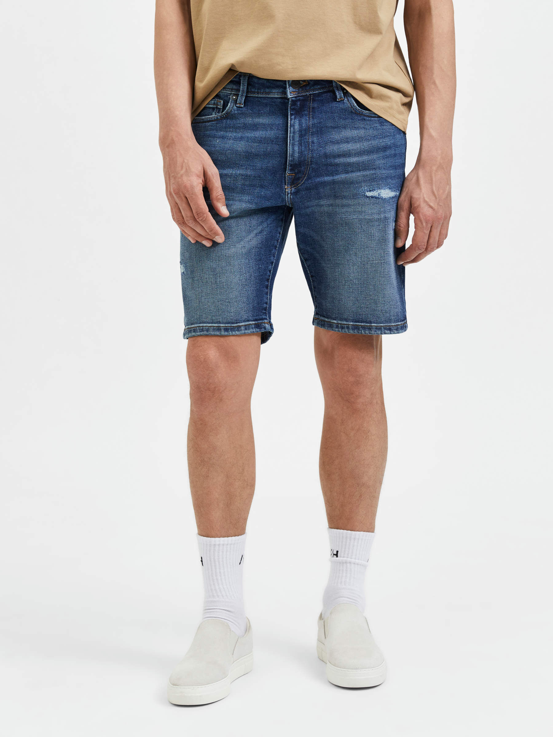 COMFORT STRETCH DENIM SHORTS from Selected Homme White Blue