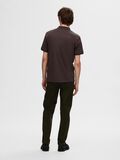 Selected ZIPPER POLO SHIRT, Chocolate Torte, highres - 16079026_ChocolateTorte_004.jpg