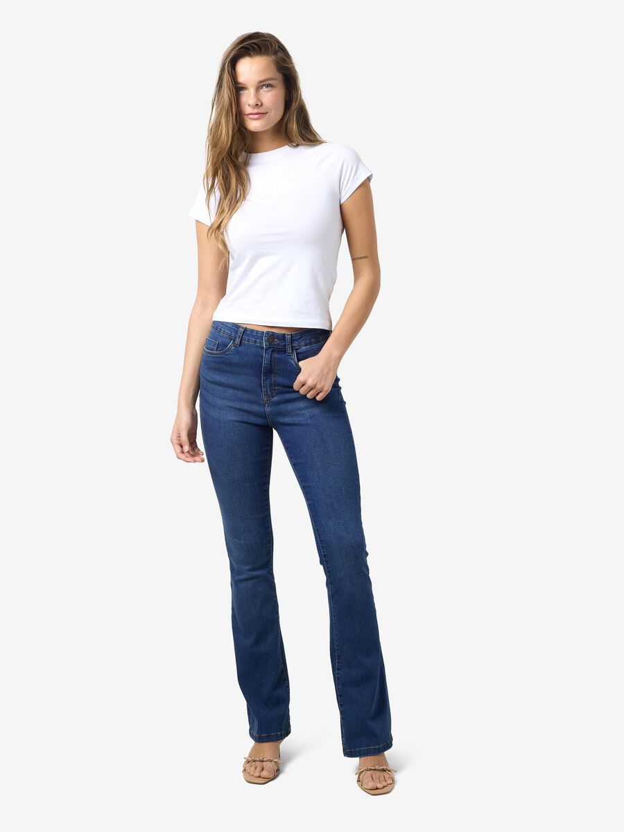 Noisy May NMSALLIE FLARED JEANS, Medium Blue Denim, highres - 27017557_MediumBlueDenim_007.jpg