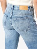 Noisy May NMYOLANDA STRAIGHT FIT JEANS, Light Blue Denim, highres - 27025064_LightBlueDenim_008.jpg