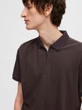 Selected ZIPPER POLO SHIRT, Chocolate Torte, highres - 16079026_ChocolateTorte_006.jpg